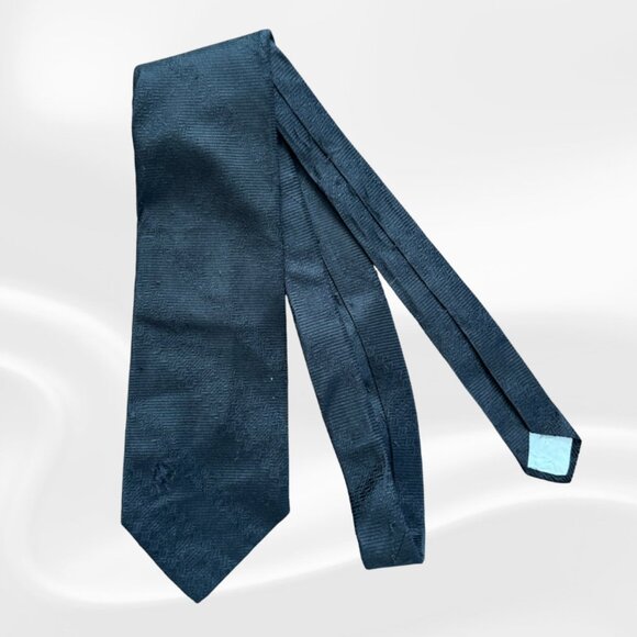 Black Textured Jacquard Men’s Tie — Classic Medium Width, Formal/Business - Picture 1 of 2